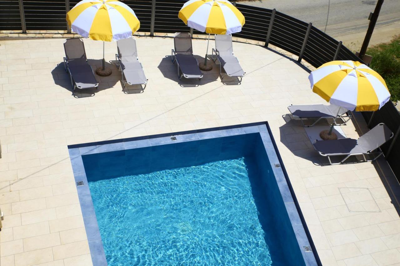 Armonia Rooms Laganas Bagian luar foto