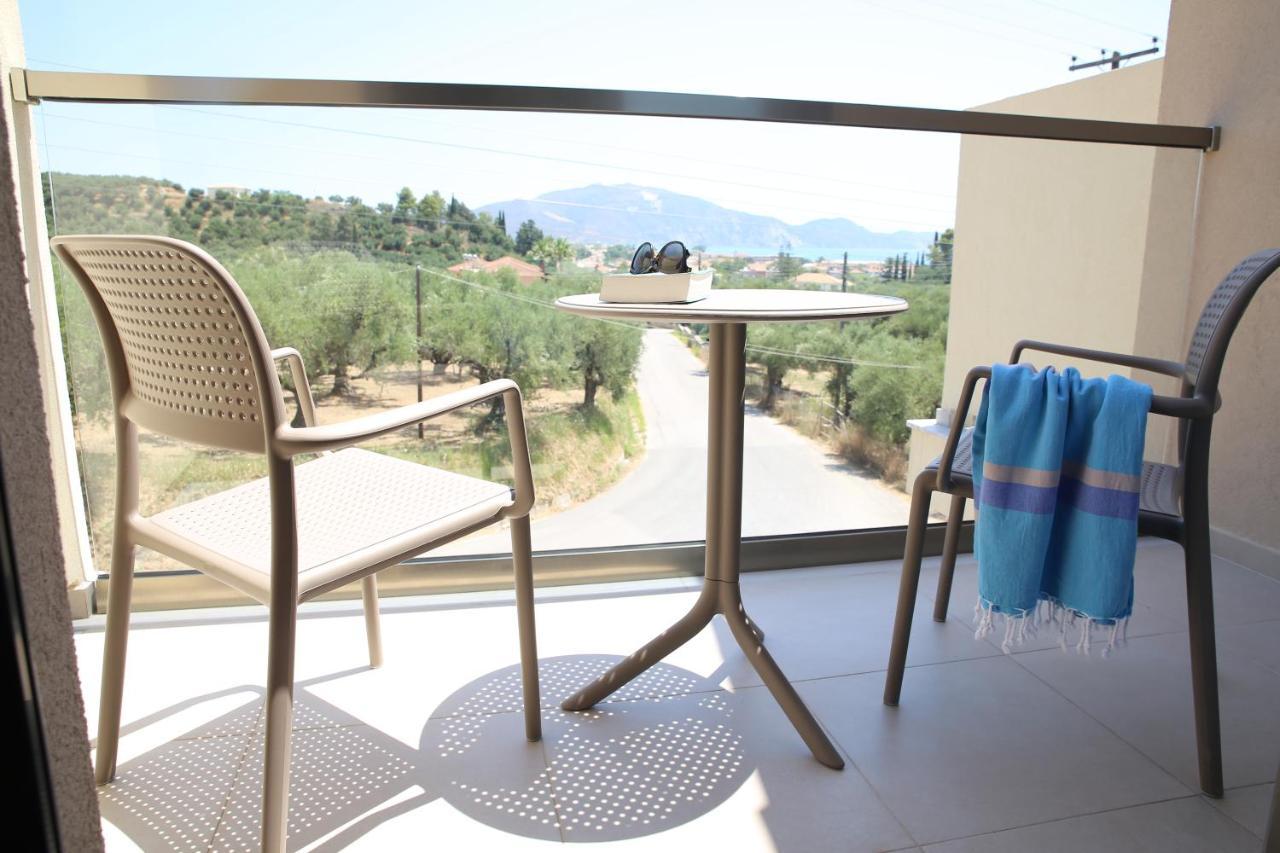 Armonia Rooms Laganas Bagian luar foto